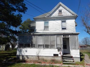 118 Maple St, Crisfield, MD 21817
