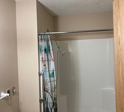 4th image of 810 5th St