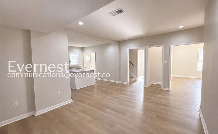 2044 Saulsbury Pl — Photo 8