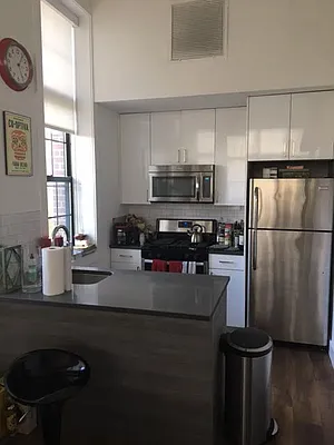 Rented by Bloom Real Estate Group | media 3