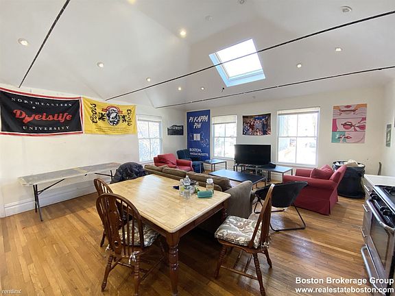 landlord_unit_photo_54285858_4