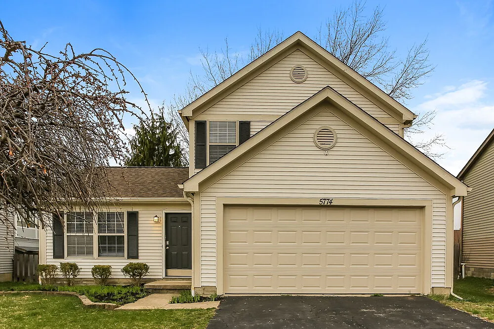 3 bed, 2.5 bath, 1296 sqft, $2,290 — Photo 1