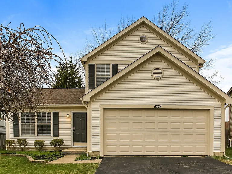 5774 Oyster Bay Way — Photo 1