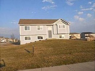 11509 N Stark Ave, Kansas City, MO 64157