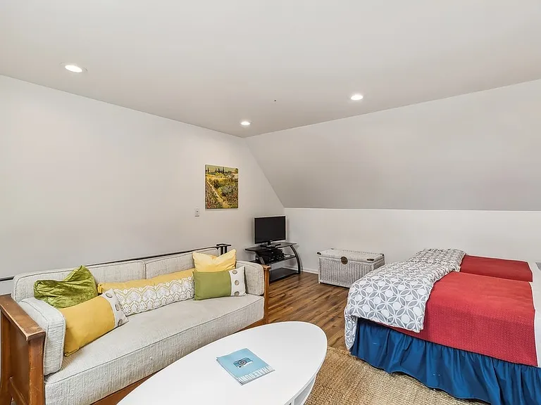 32 Surf Dr — Photo 24