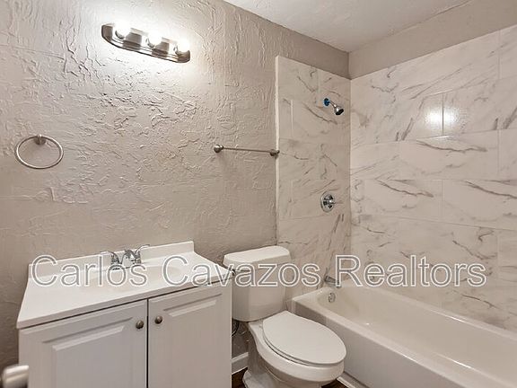 5th image of 2038 Evergreen St