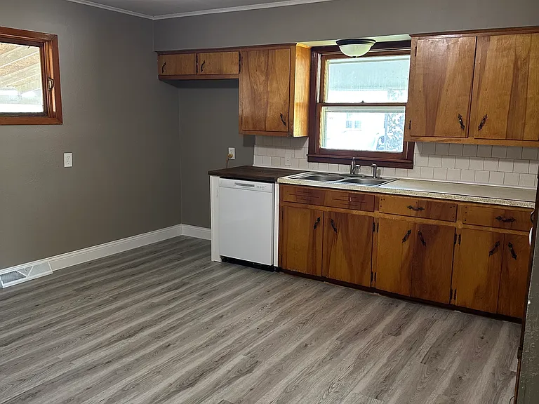 1205 Ray St — Photo 4