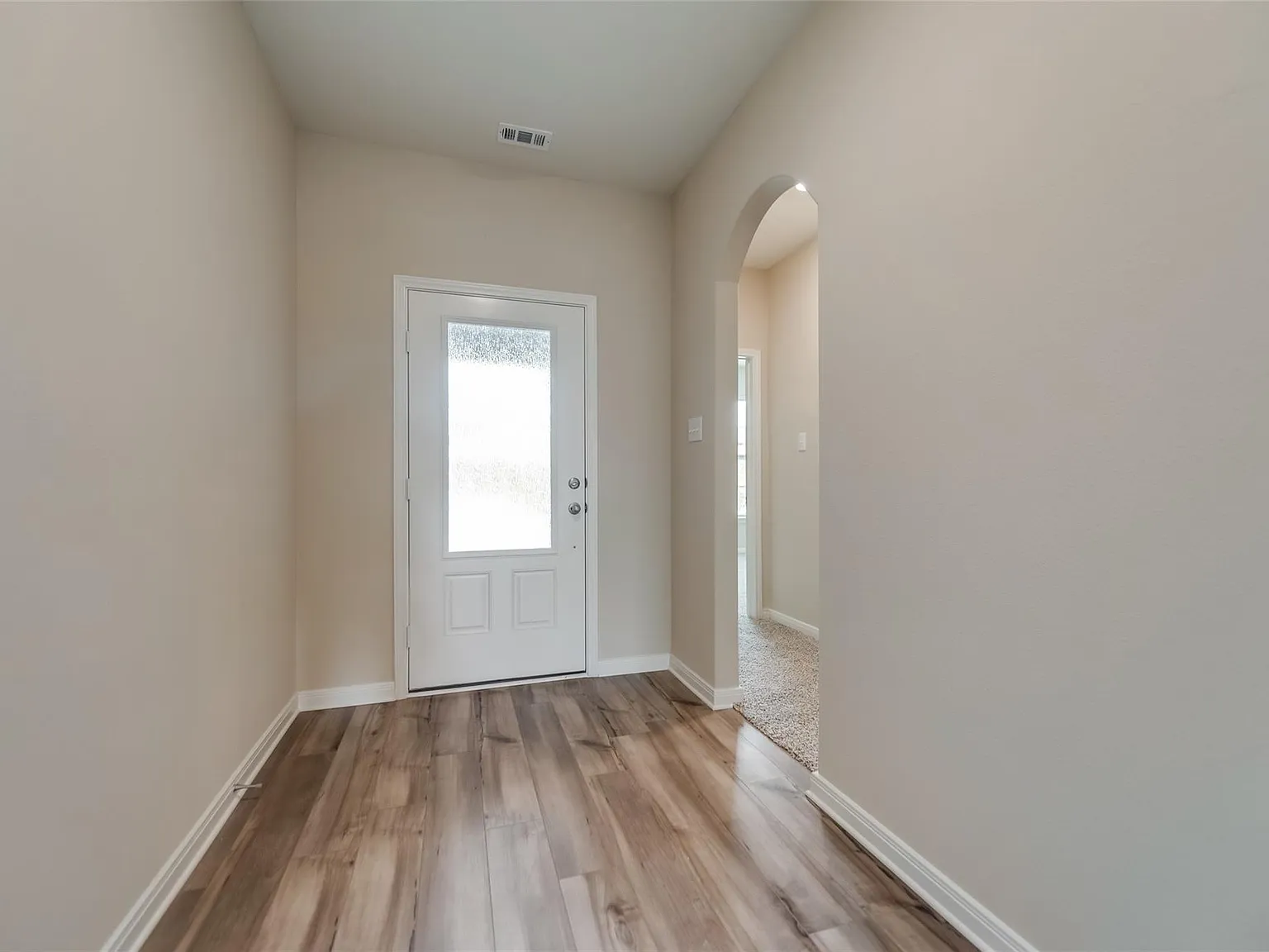 4 bed, 1803 sqft, $1,875 — Photo 3