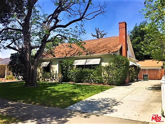 2nd image of 2405 Monte Vista St