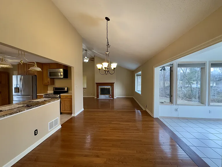 690 Terrace Lake Rd — Photo 28