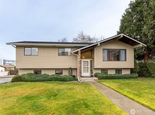 1317 Wedgewood Avenue, Wenatchee, WA 98801