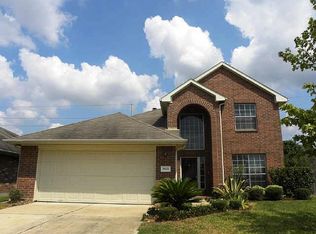 19619 Amistad Dr, Tomball, TX 77375