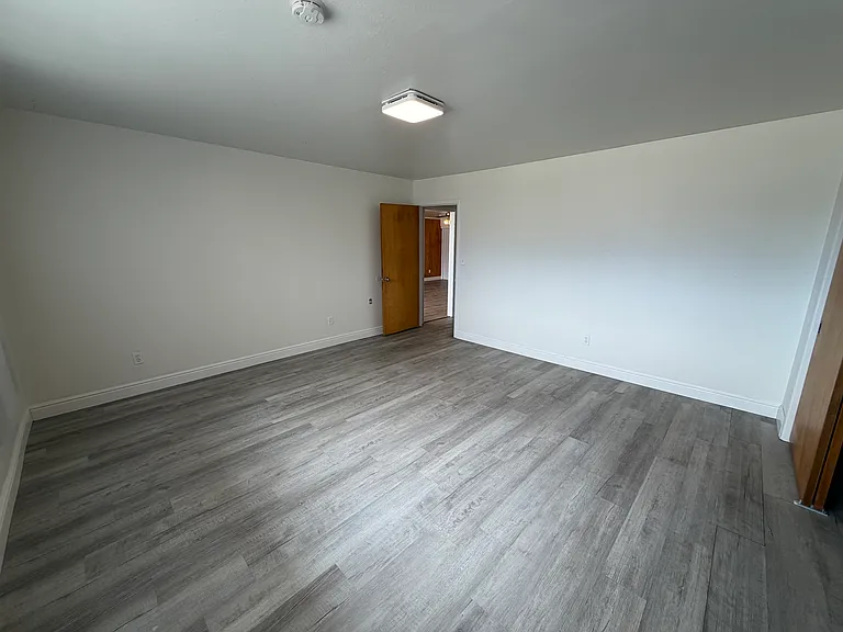355 Nestles Rd — Photo 28