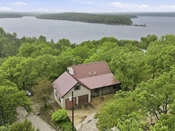 26079 Arrowhead Beach Lane, Hermitage, MO 65668