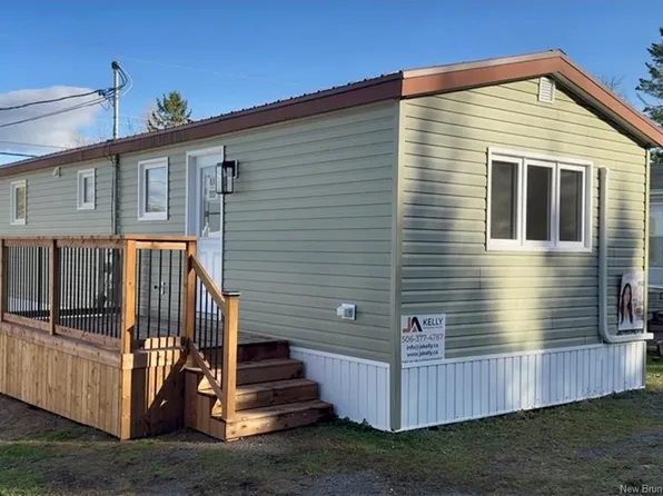 21 Rocket Ave, Moncton, NB E1E 2J2