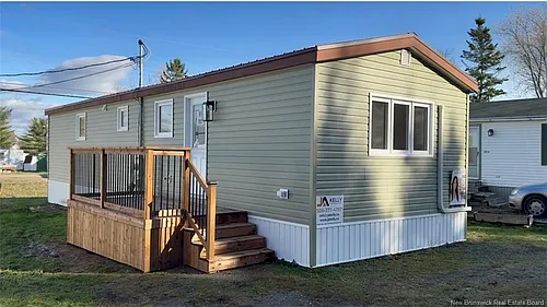 21 Rocket Ave Photo 1