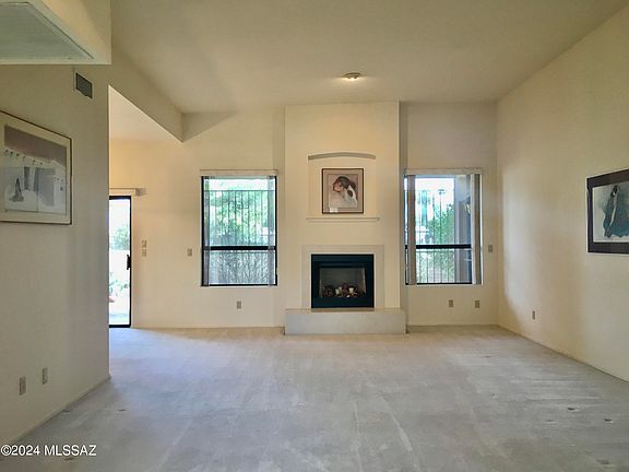 3rd image of 1416 N Estate Dr
