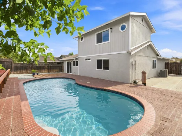 5029 Teakwood Dr, Oakley, CA 94561