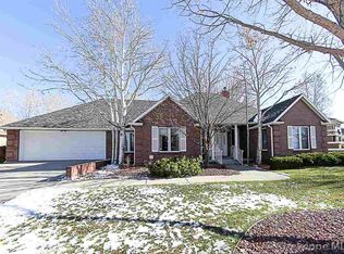 442 Carriage Dr, Cheyenne, WY 82009