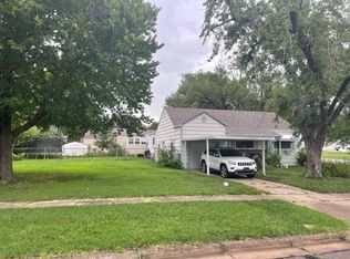 702 S Maplewood Dr, El Dorado, KS 67042