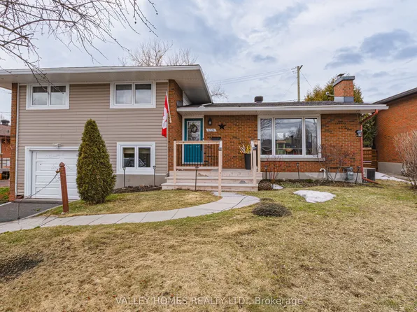1224 Placid St, Ottawa, ON K2C 3A6