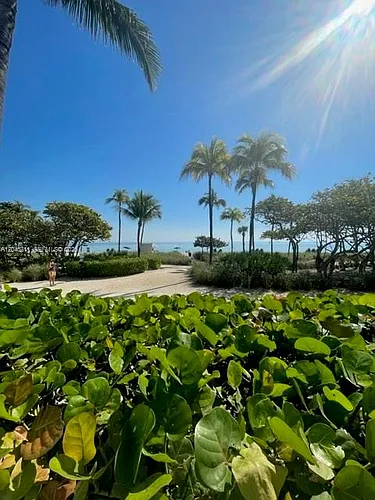 10275 Collins Ave Photo 1