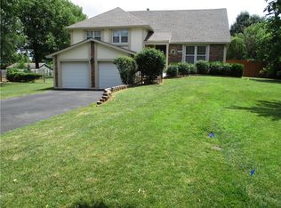 8265 Gleason Rd, Lenexa, KS 66227