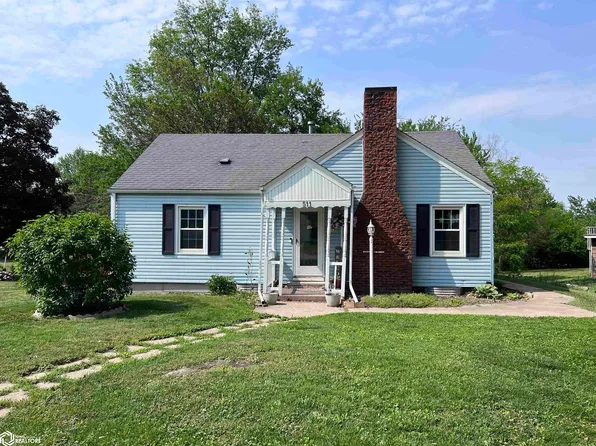 511 Orchard Ave, Chariton, IA 50049