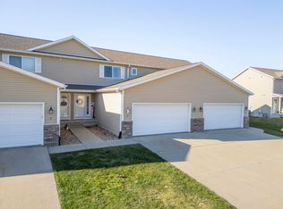 5005 Algonquin Dr APT 3, Cedar Falls, IA 50613