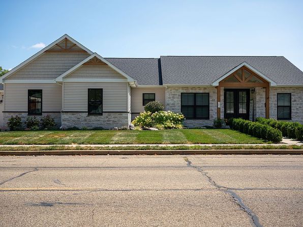 203 N Niles Ave