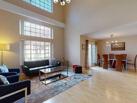 5th image of 2010 Cambria Ct #K