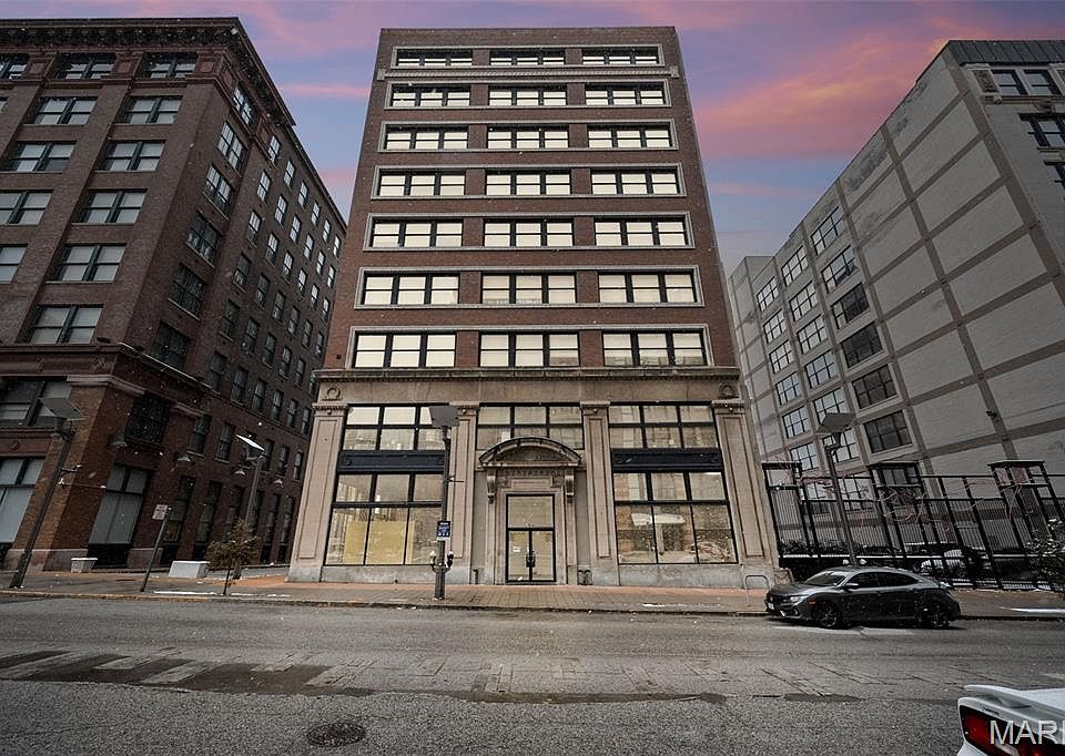 1st image of 1619 Washington Ave Unit 302