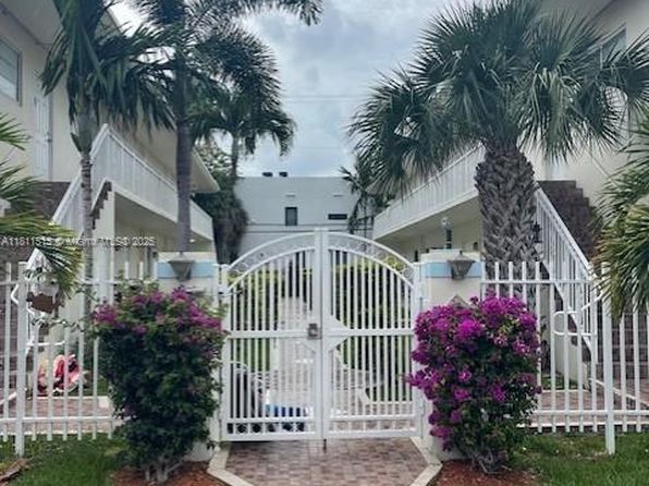 1950 Biarritz Dr APT 5