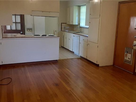 5th image of 6242 Berkley Dr