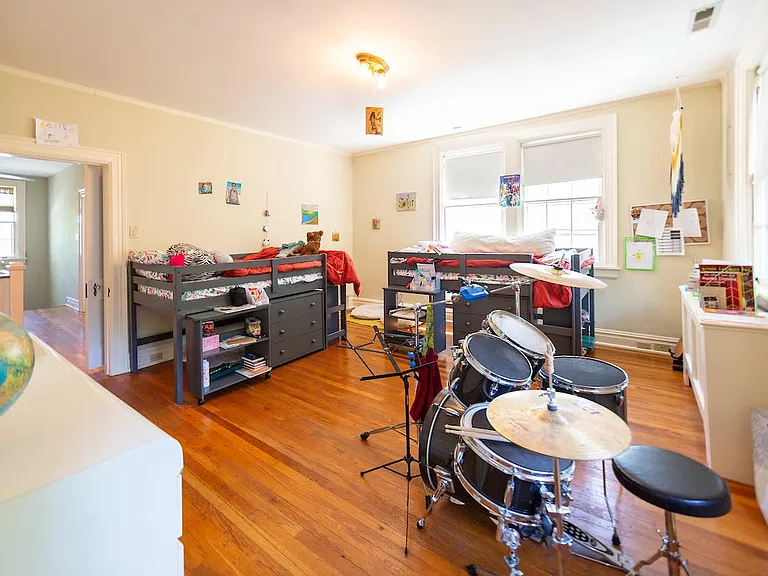 1005 Minerva Ave — Photo 31