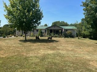 31275 Painter Ridge Rd, Vinton, OH 45686