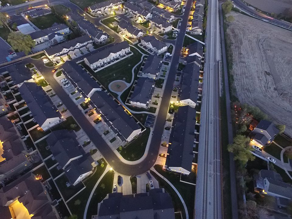 2nd image of 11664 S Shadow View Ln
