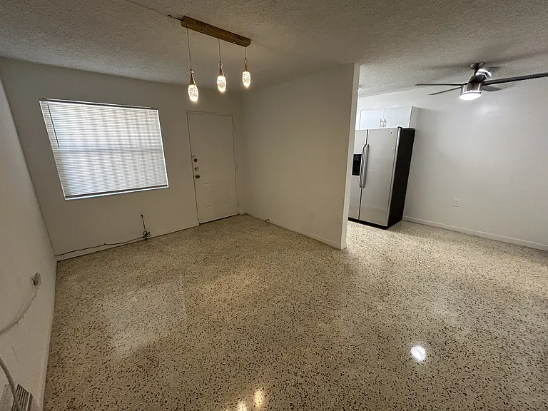 142 SW 18th Ave #20-378 — Photo 8