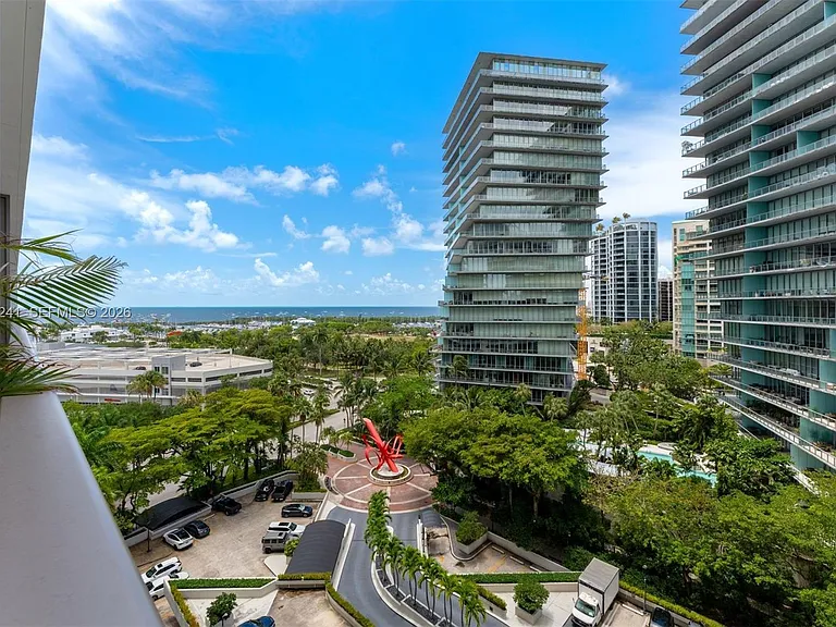 2655 S Bayshore Dr #807 — Photo 23