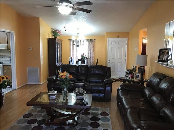 5th image of 9213 Roundwood Ct