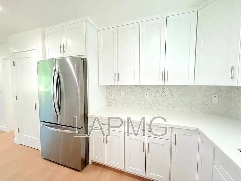 10839 Fellows Ave #10839 — Photo 11