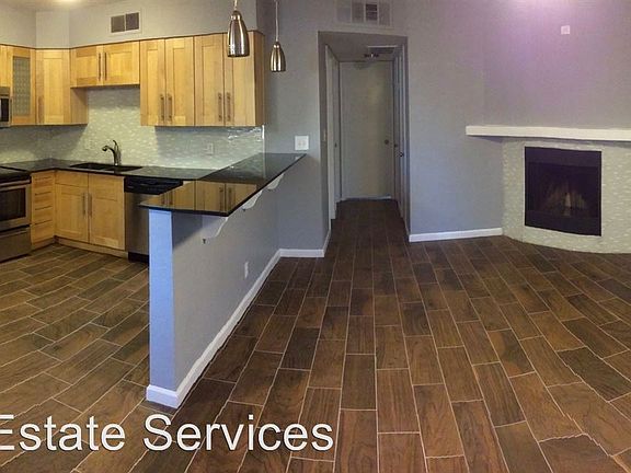 3rd image of 3626 N 37th St Unit 13