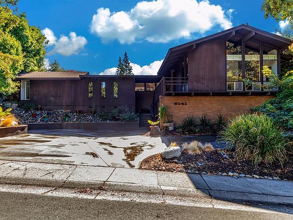 2nd image of 6141 Fordham Way