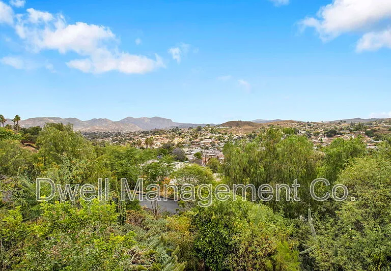 8841 Almond Rd — Photo 5