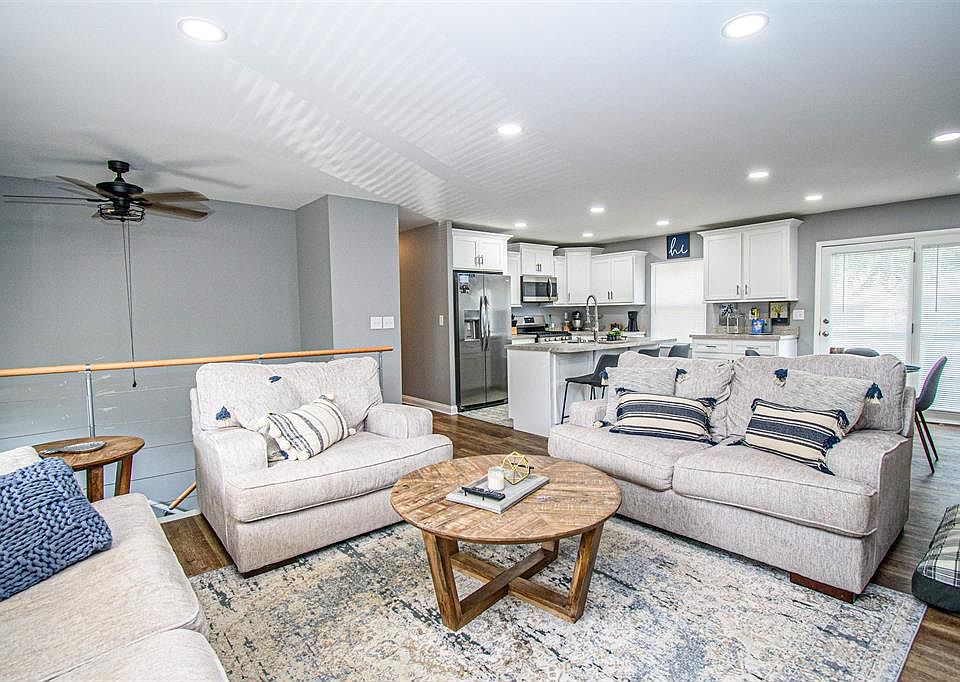 1st image of 1709 Booth Ave