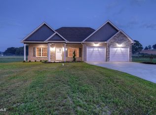 385 Greenwood Rd, Tusculum, TN 37616