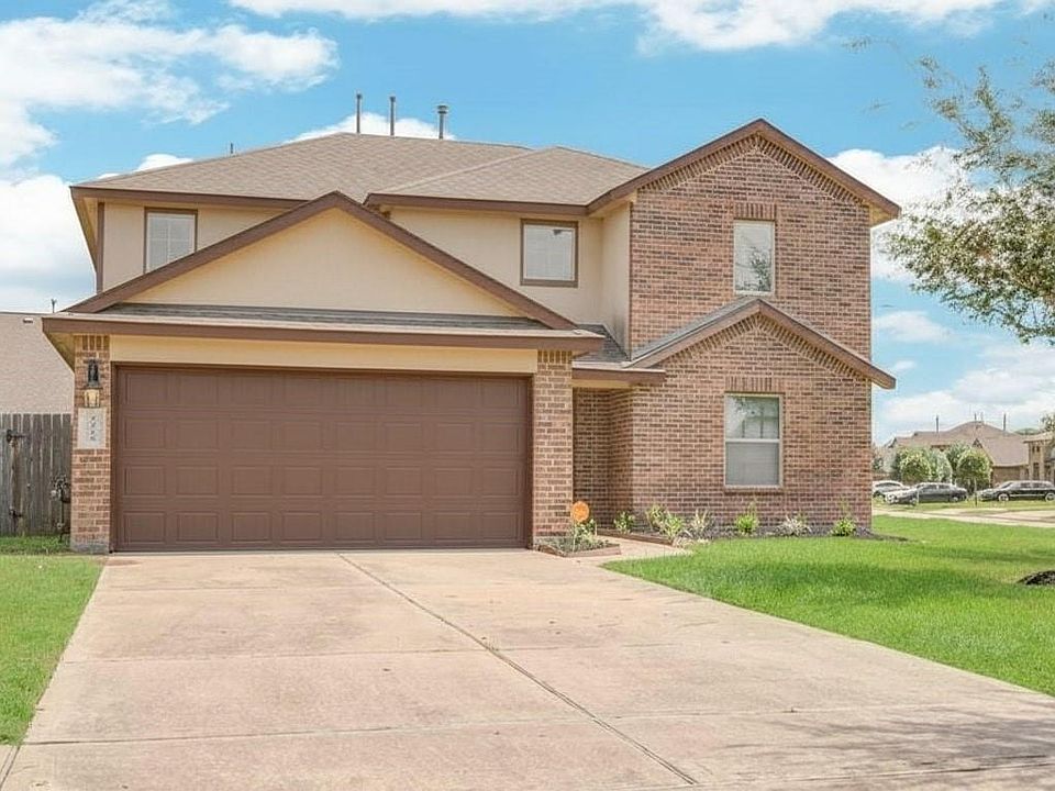 1st image of 9919 Shimmering Lakes Dr