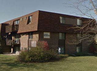 1425 Pioneer Rd APT 9, Crest Hill, IL 60403