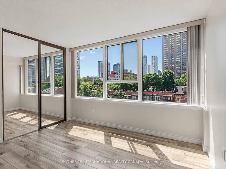 45 Carlton St #403 — Photo 8