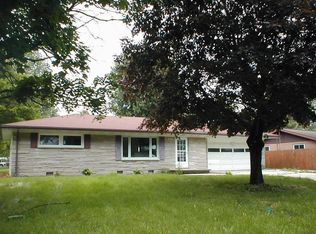 2200 N Cameron Rd, Muncie, IN 47304